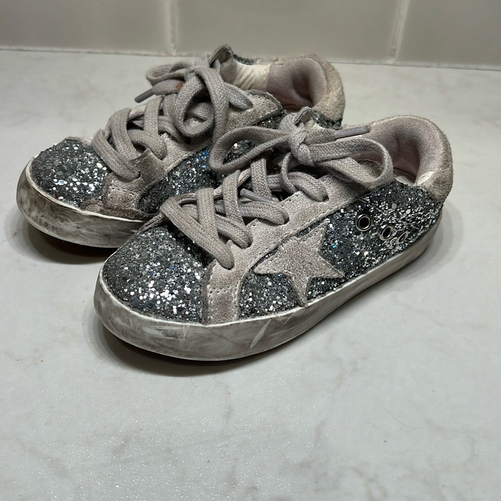 100% Authentic GOLDEN GOOSE Super Star Sneakers Silver Glitter Suede Kids Sz 24